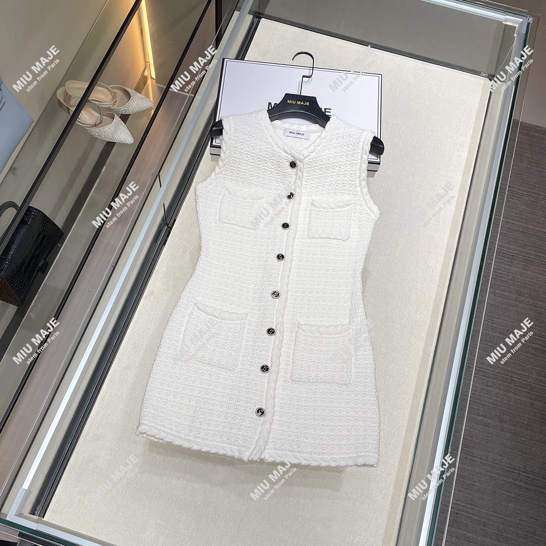 现货法式单排扣小香风无袖针织连衣裙女气质背心裙DY4656