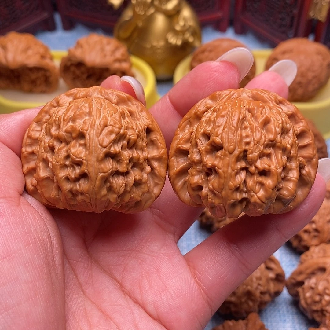 影***.文玩核桃把件球白43全品