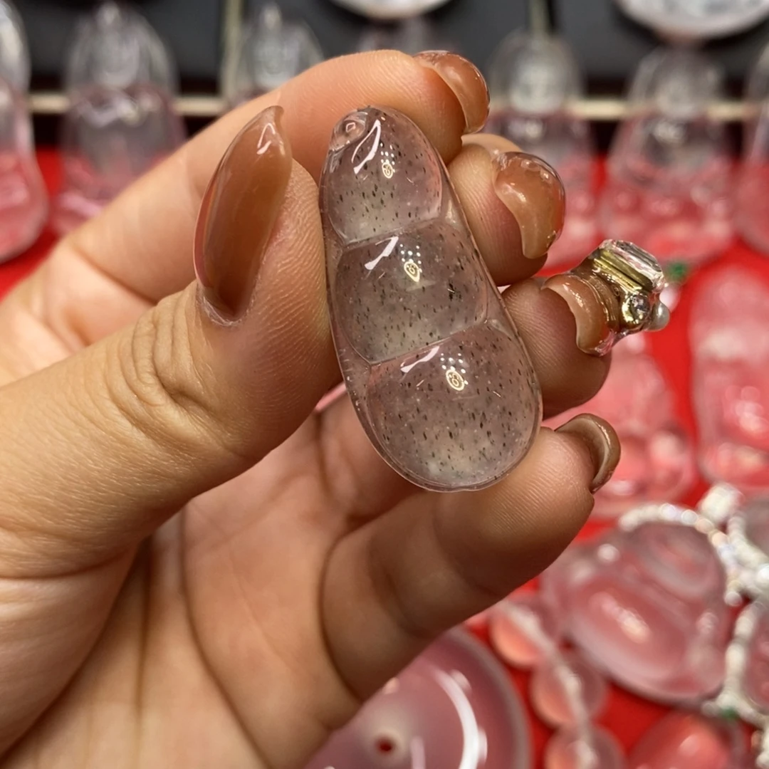 石英质玉未镶嵌吊坠