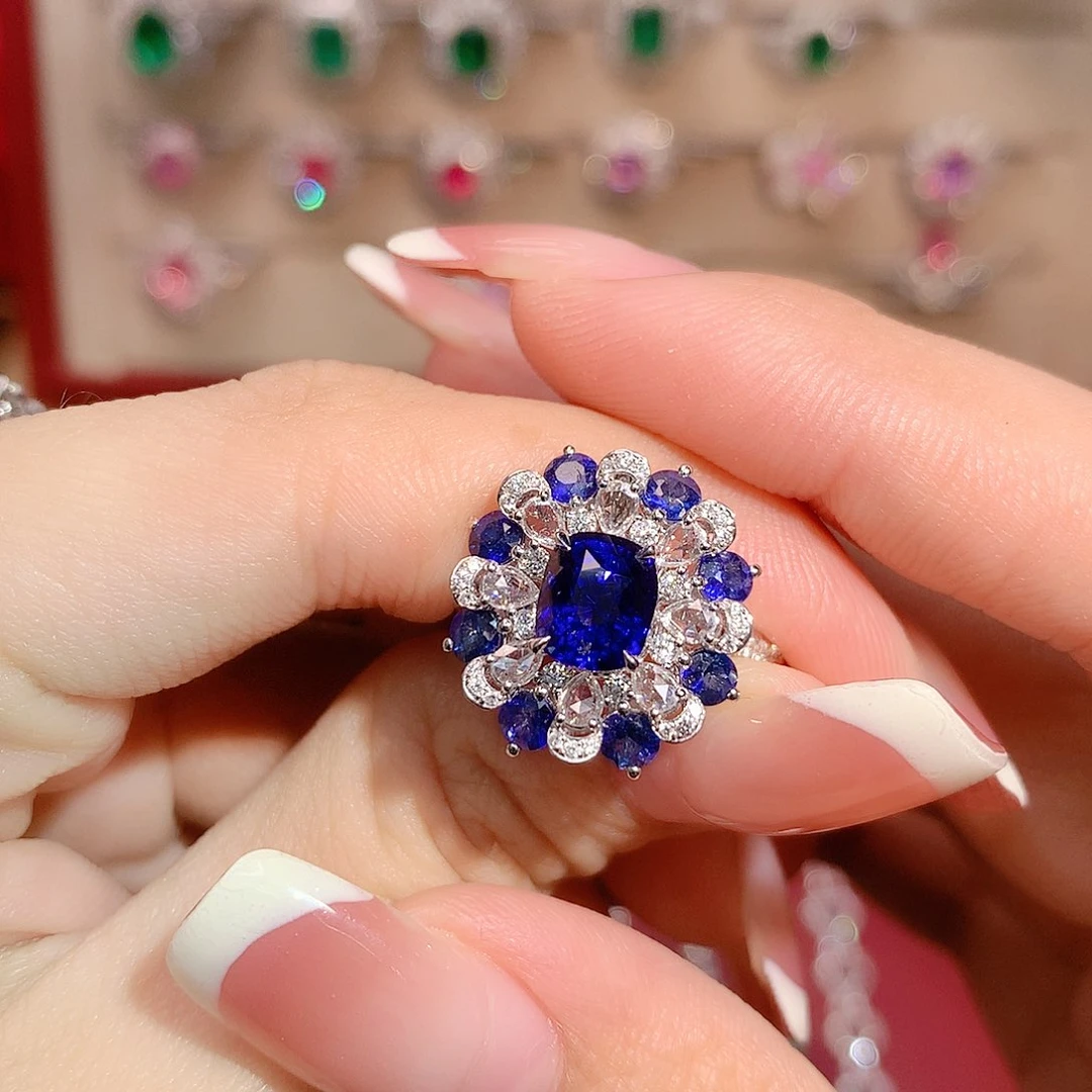 蓝宝石戒指18K金镶嵌2.08ct
