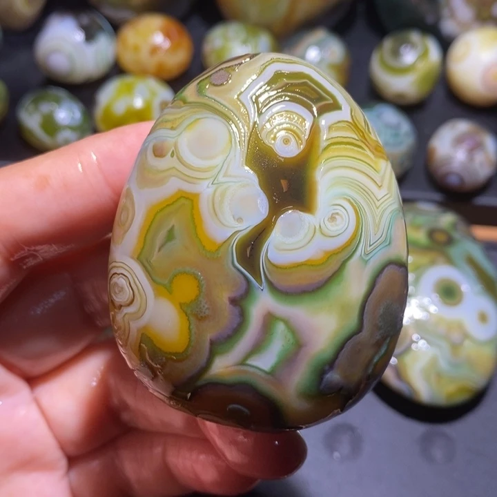 未镶嵌玛瑙/玉髓珠宝半成品35