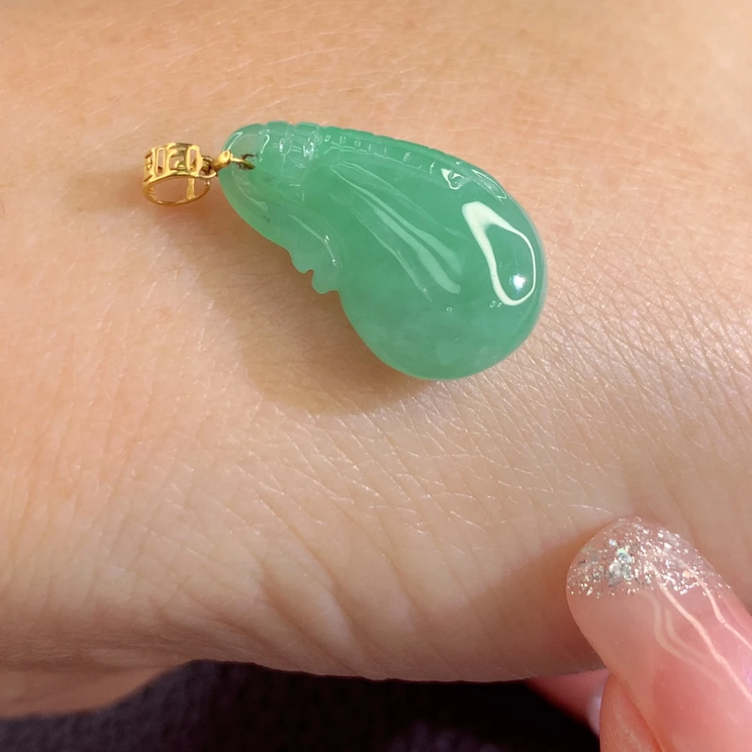 翡翠18K金镶嵌颈饰翡翠