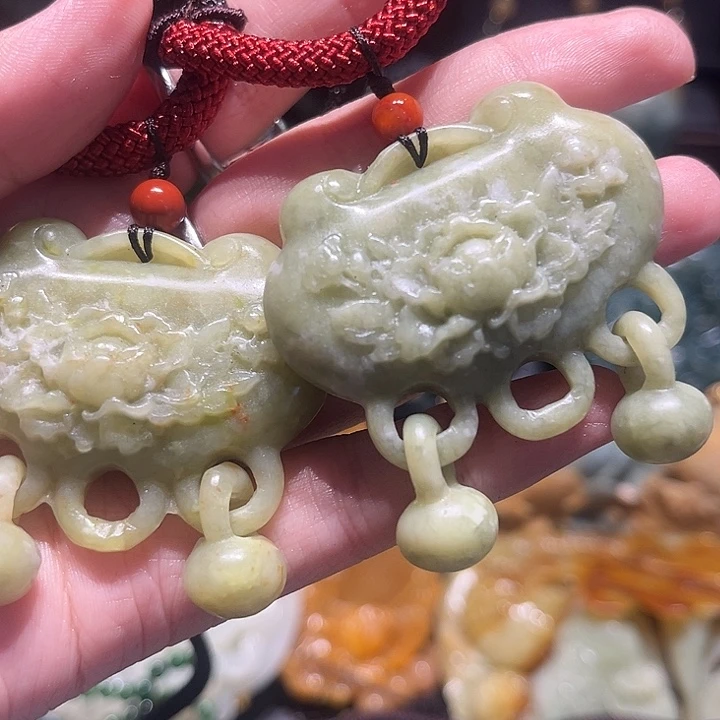 岫玉未镶嵌毛衣链