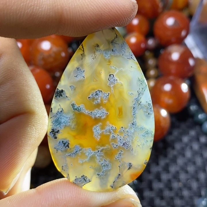 玛瑙/玉髓颈饰未镶嵌暖*。