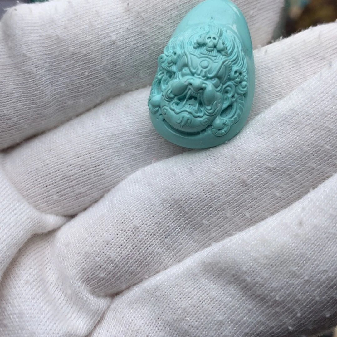 未镶嵌绿松石颈饰