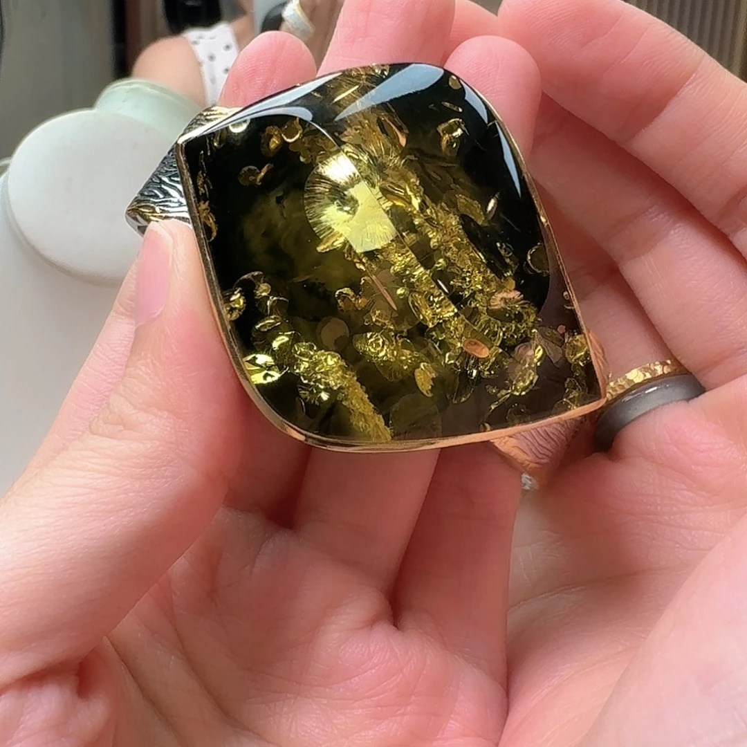 琥珀未镶嵌颈饰手镯