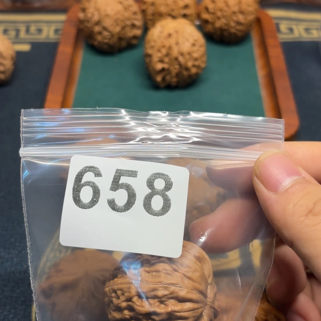 文玩核桃吊坠铁锤658