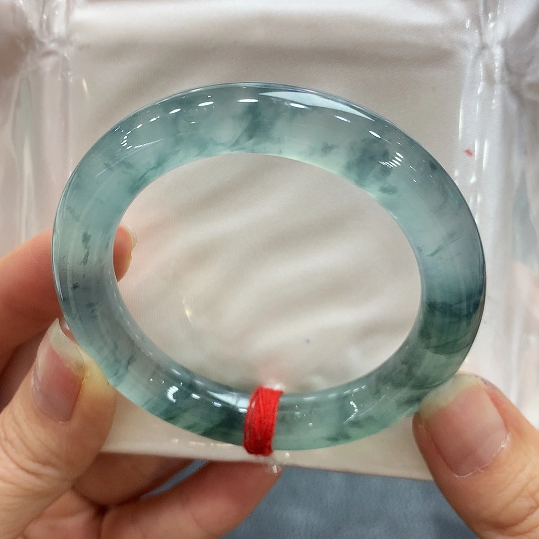 翡翠未镶嵌手镯50.5圆条