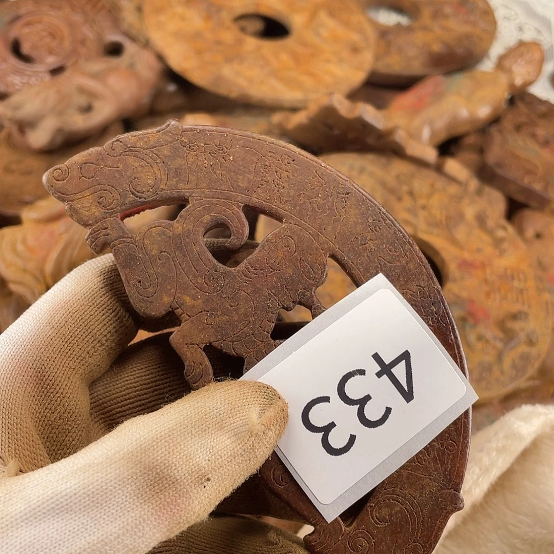 和田玉（糖玉）未镶嵌挂件