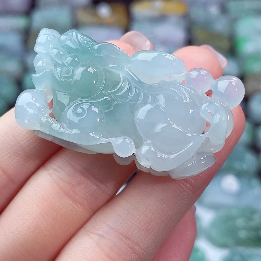 颈饰未镶嵌翡翠天然