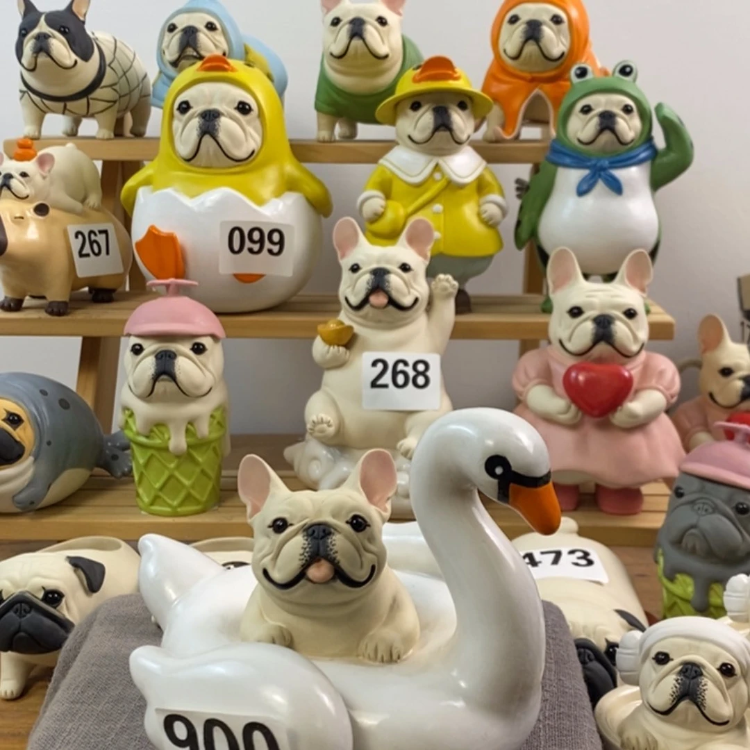 【闪购商品】900奶油陶瓷法斗摆件