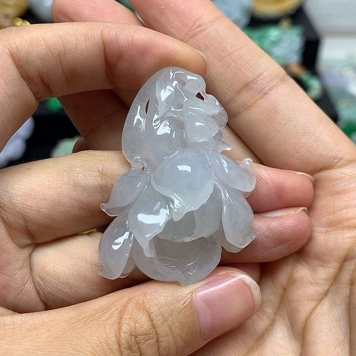 七***七翡翠未镶嵌颈饰翡翠