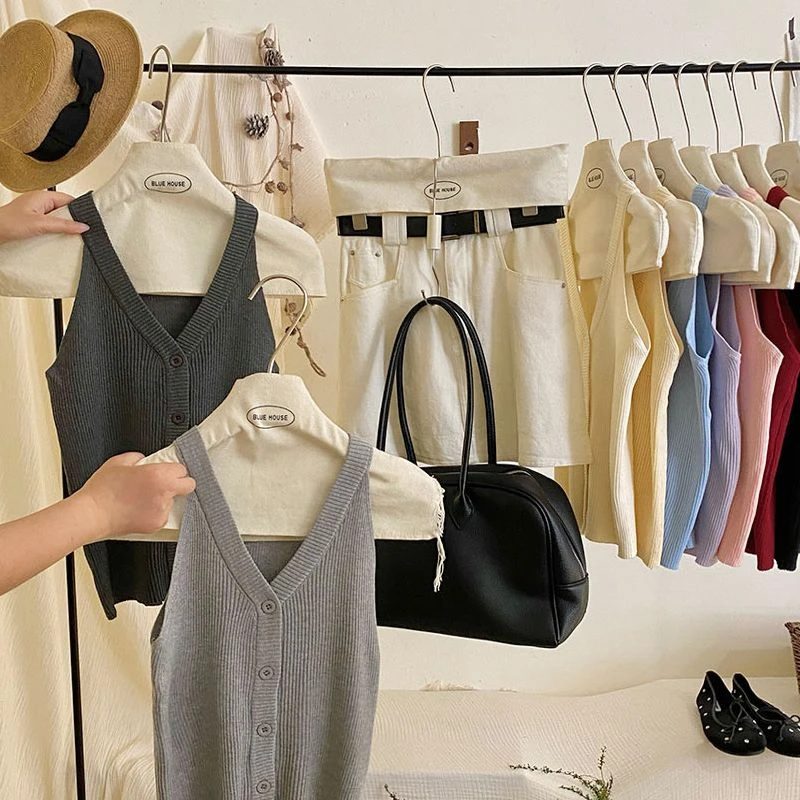 法式纯欲风辣妹V领针织挂脖吊带背心女夏季修身百搭显瘦无袖上衣