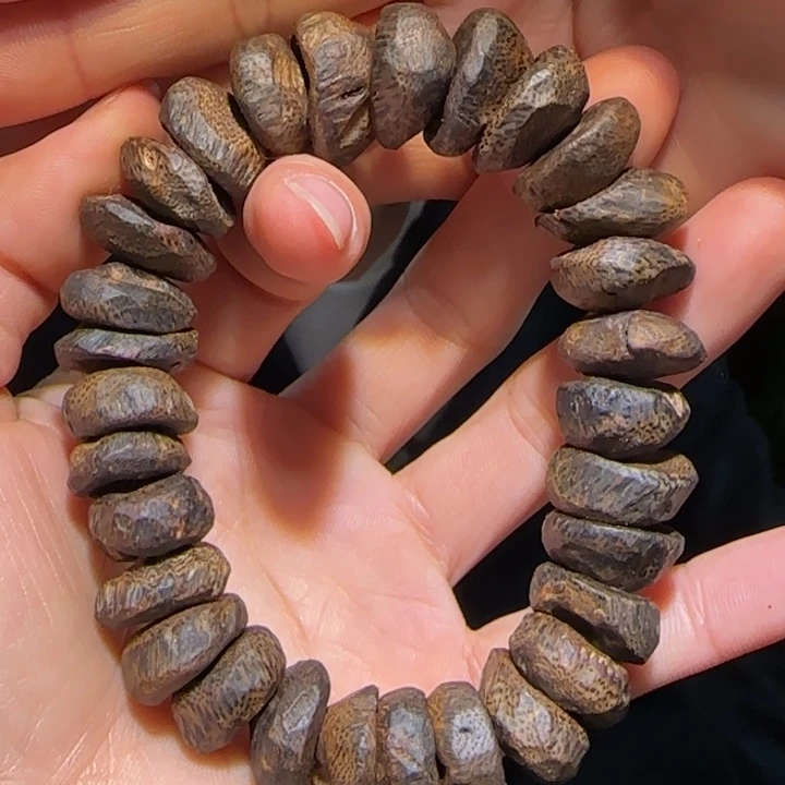 沉香手串原母树沉水树丁手串36克