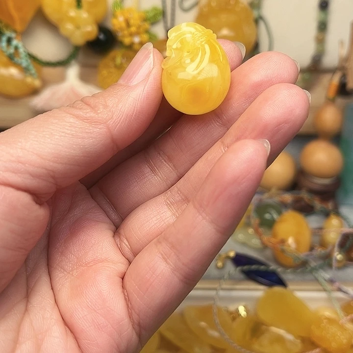 蜜蜡颈饰未镶嵌蜜蜡