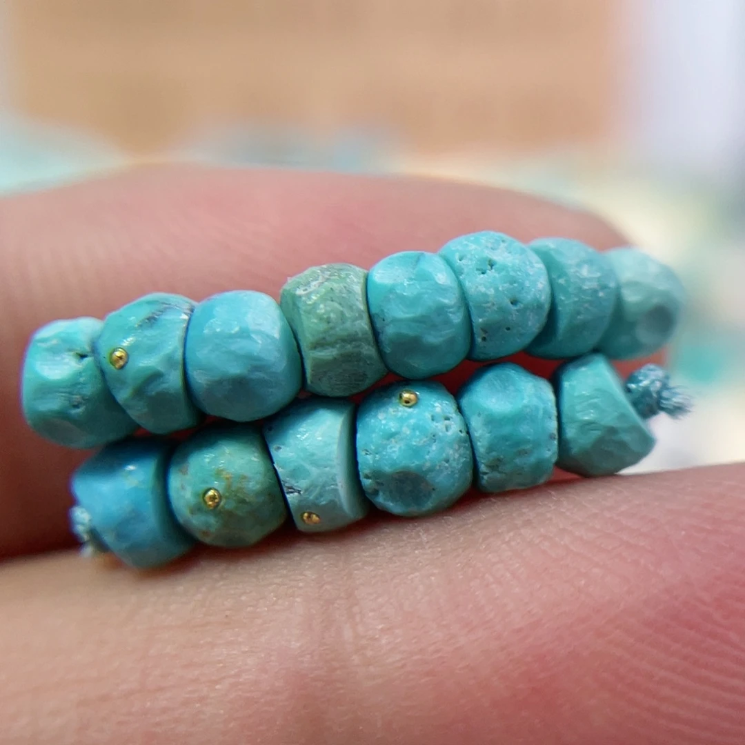 绿松石配饰未镶嵌