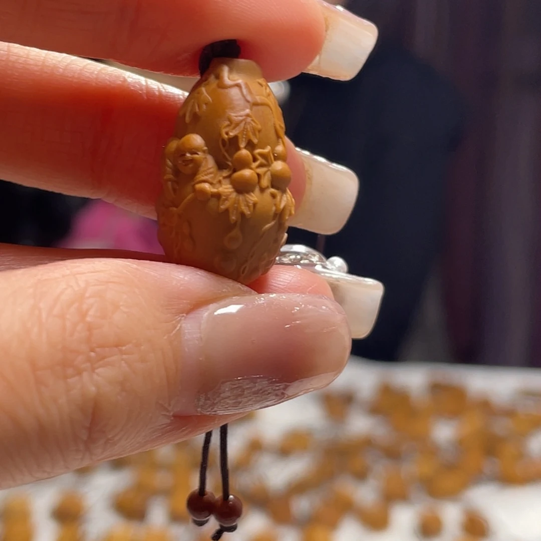 橄榄核吊坠橄榄核