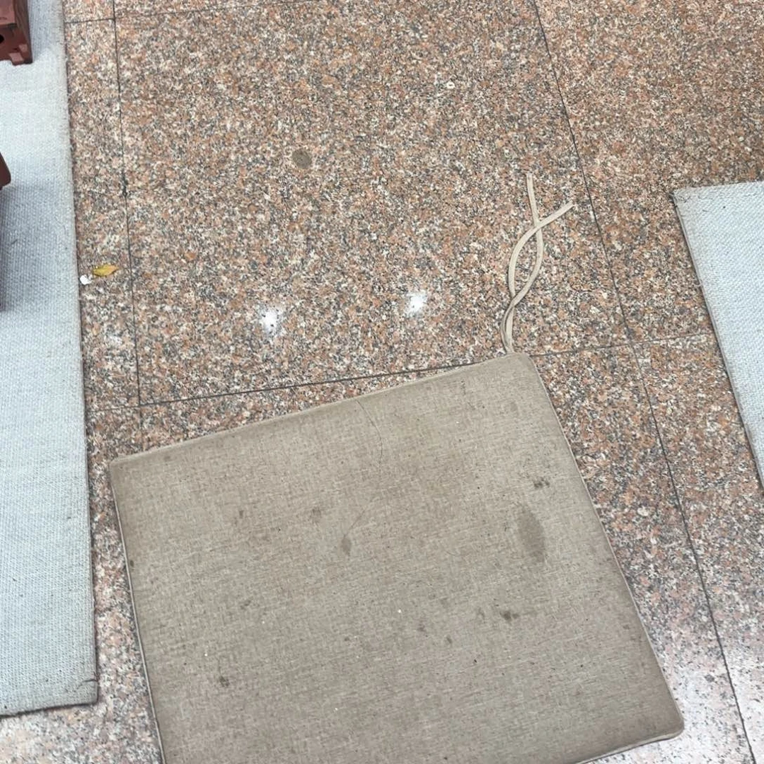 小***王正宗高温手工花盆