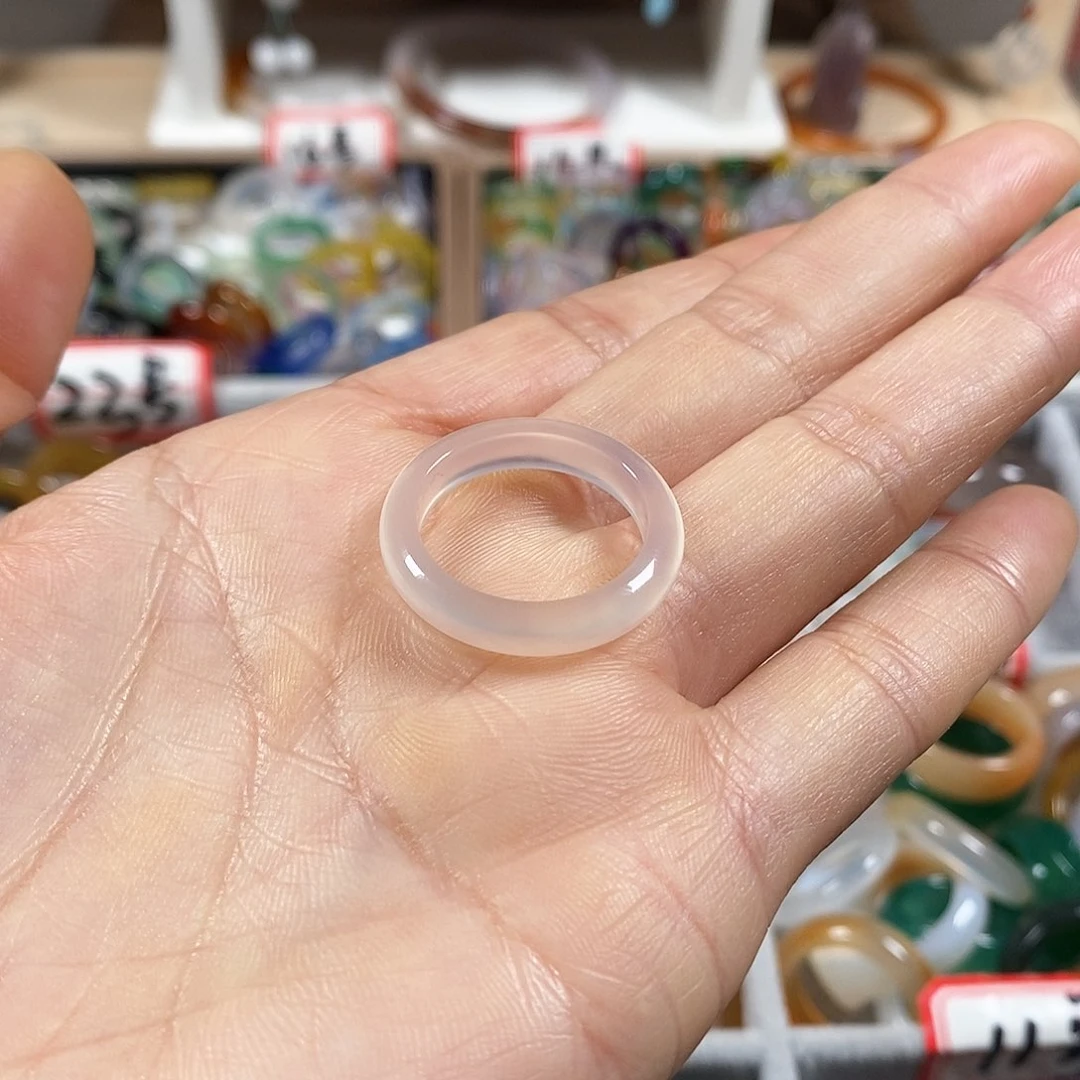 玛瑙/玉髓戒圈未镶嵌三**子