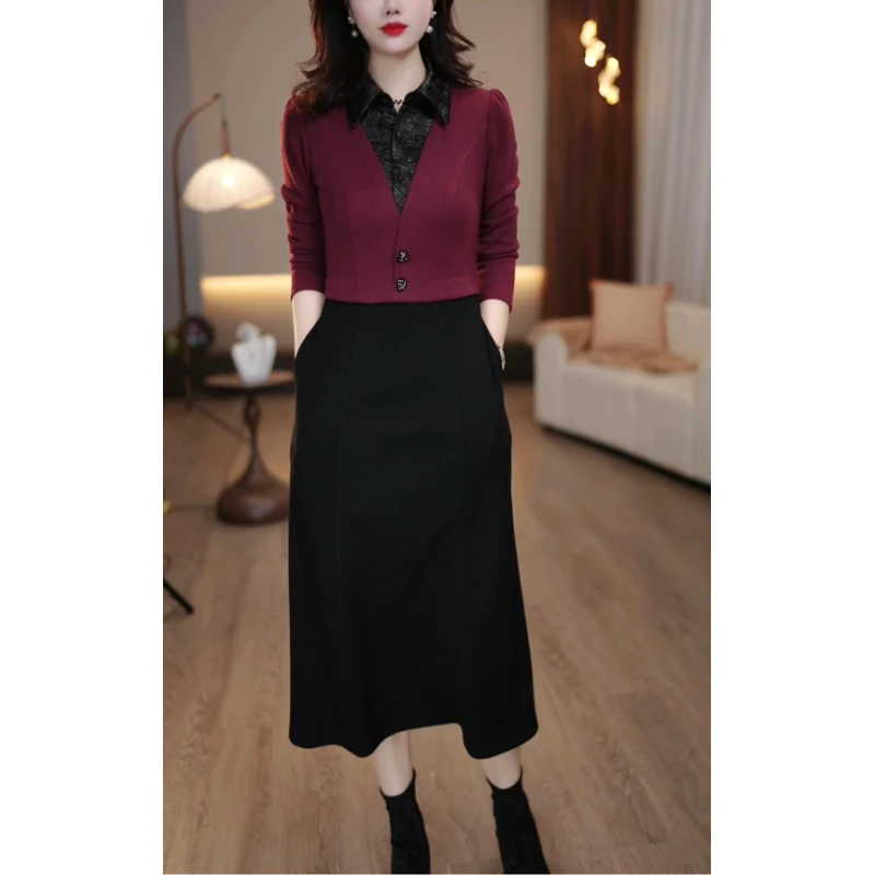 2025秋冬新款复古纹理感衬衫领拼接红色干练打底假两件连衣裙