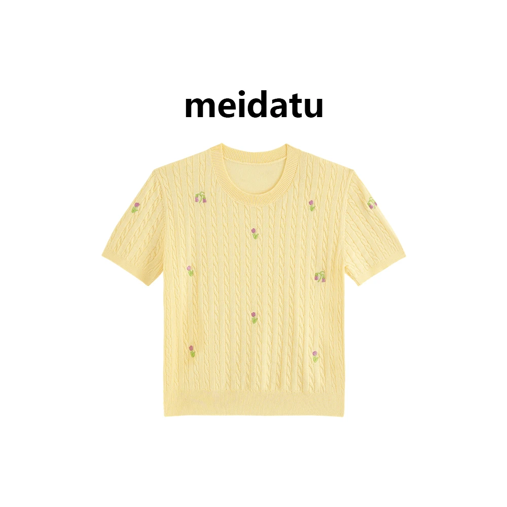 美哒兔（破价款）韩系碎花刺绣针织上衣（小个子版）CM171-6H
