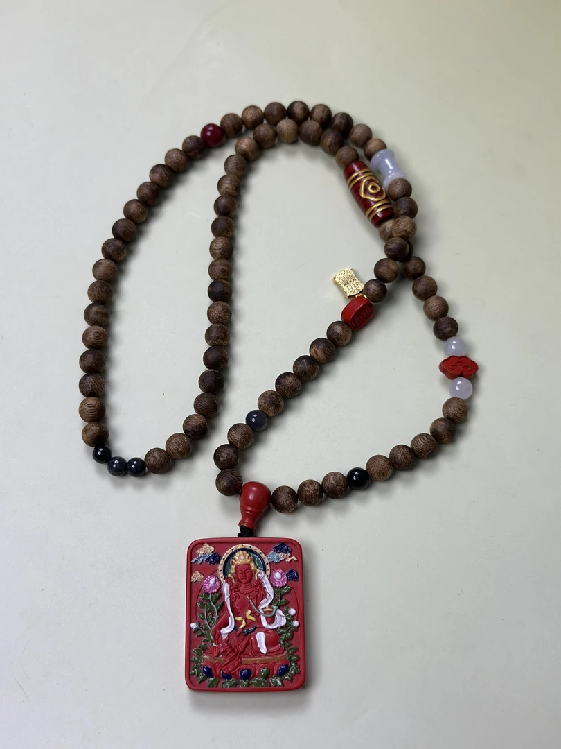 （东兴沉香）高品质沉香朱砂本命年彩绘唐卡本命佛吊坠