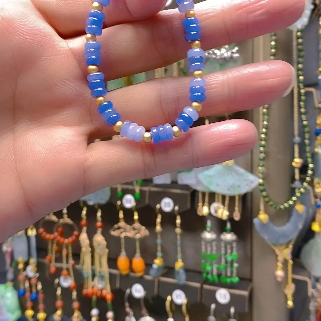 未镶嵌翡翠耳饰翡翠