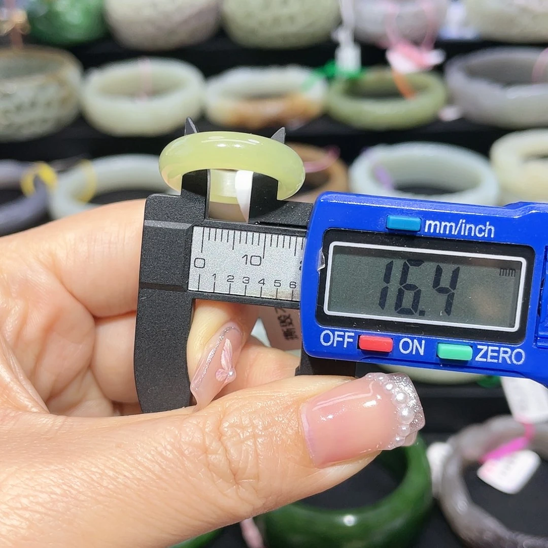 【闪购商品】和田玉手镯59圈口45未镶嵌