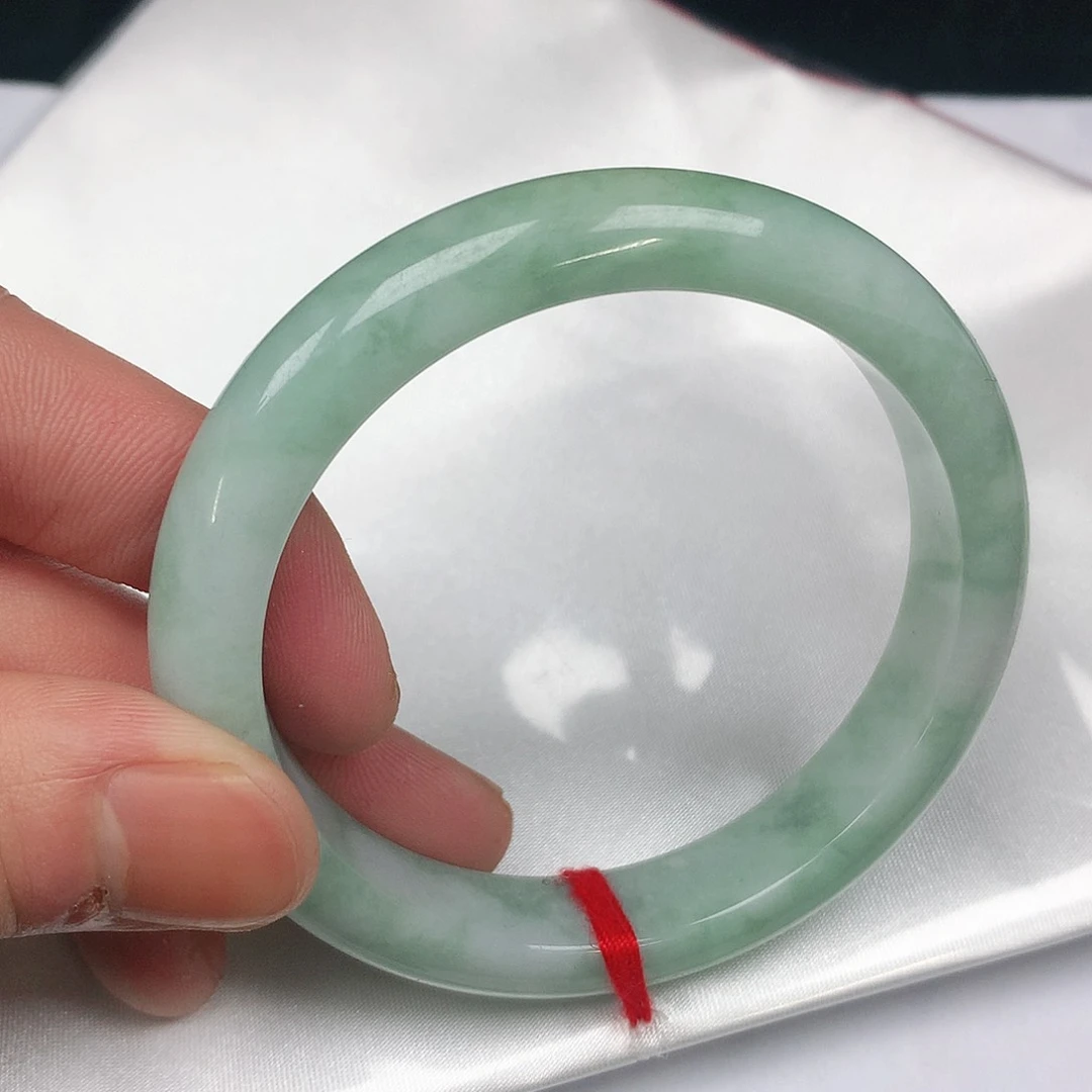 翡翠手镯未镶嵌圈54