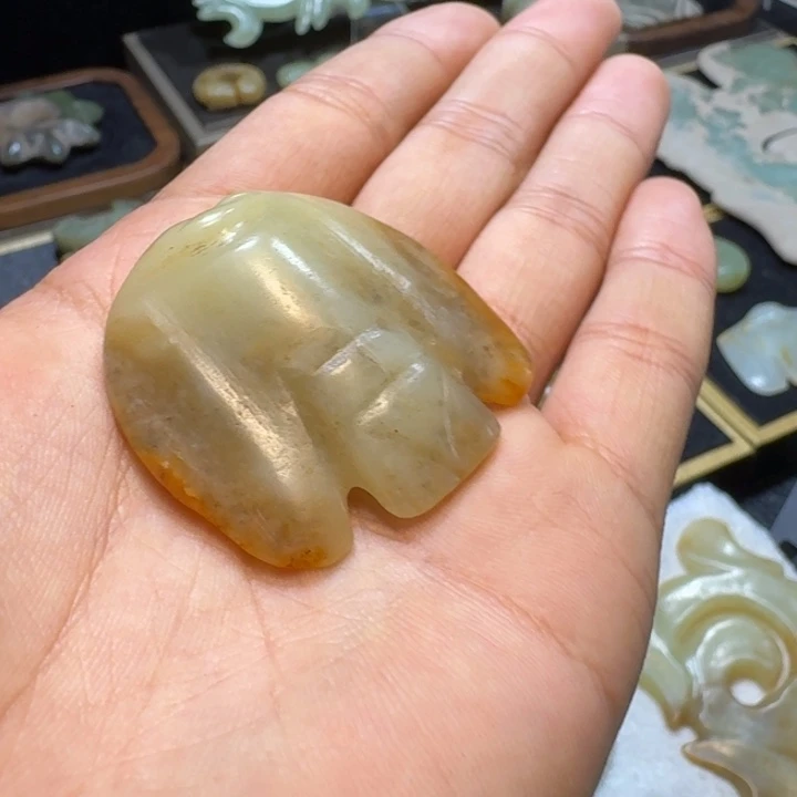 老***家玉玉摆件笛枭器形