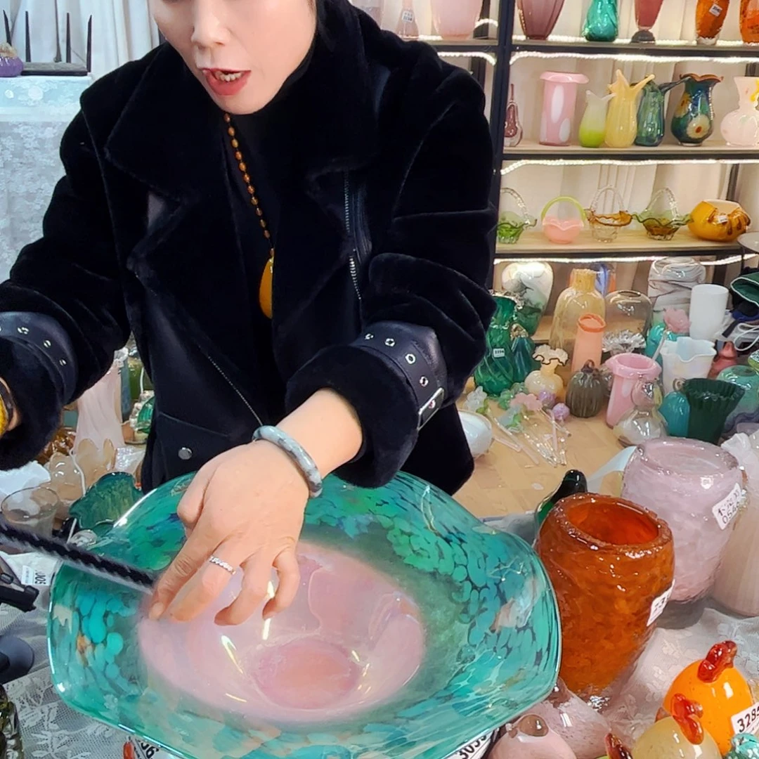 1451 家悦美居琉璃摆件不完美