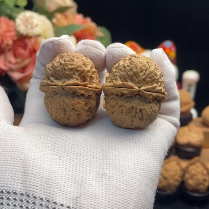 把件文玩核桃云南铁核桃54