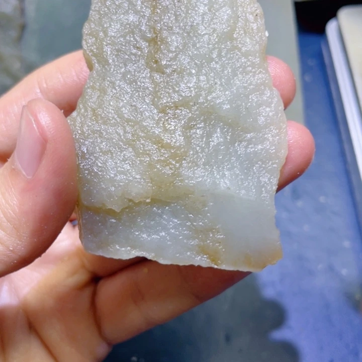 和田玉未镶嵌珠宝半成品