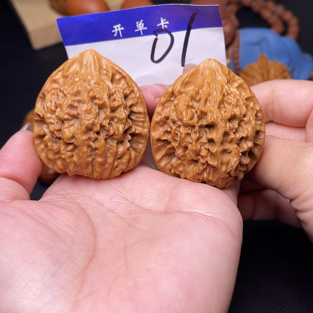 文玩核桃吊坠文玩核桃官帽全品47N