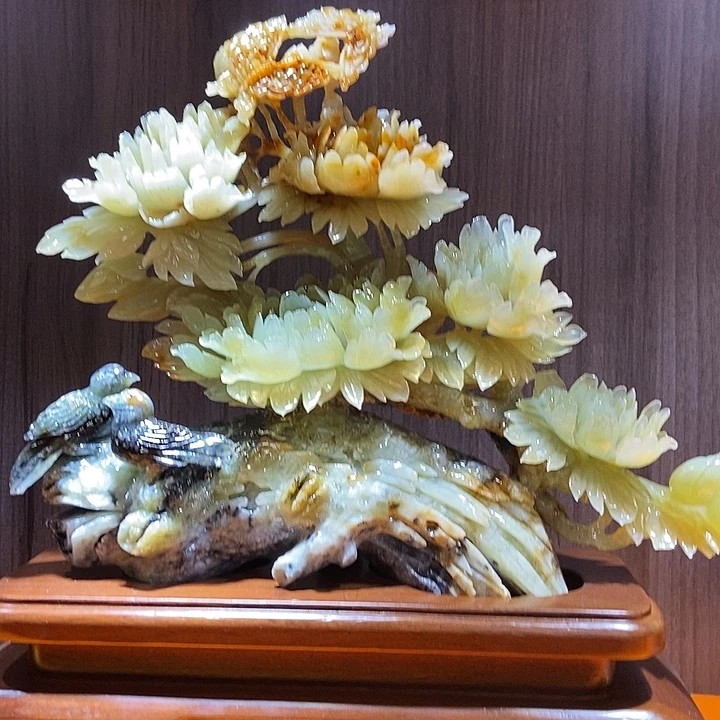 蛇纹石玉（覆膜）合金珠宝奇石