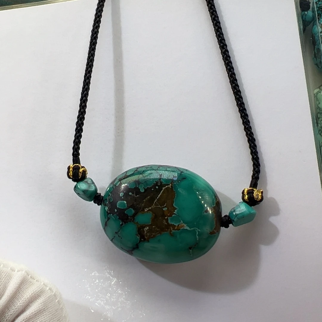 绿松石未镶嵌挂件