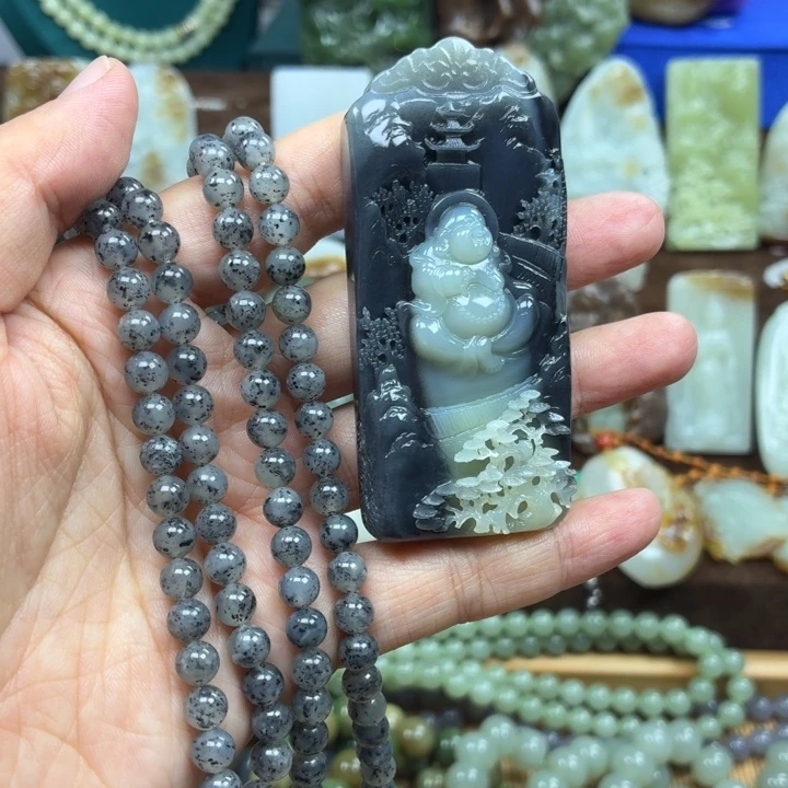 颈饰未镶嵌和田玉