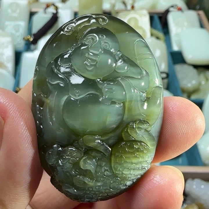 和田玉未镶嵌颈饰