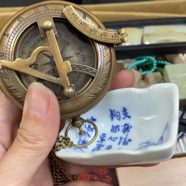 瓷中古工艺品一件