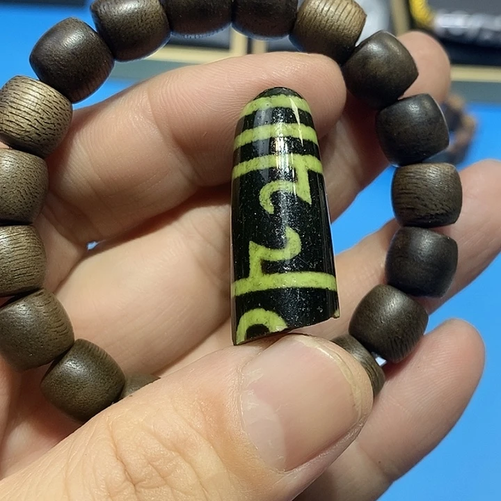 玛瑙/玉髓颈饰未镶嵌100