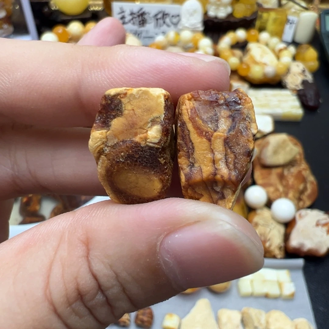 未镶嵌定制琥珀四**惑蜜蜡