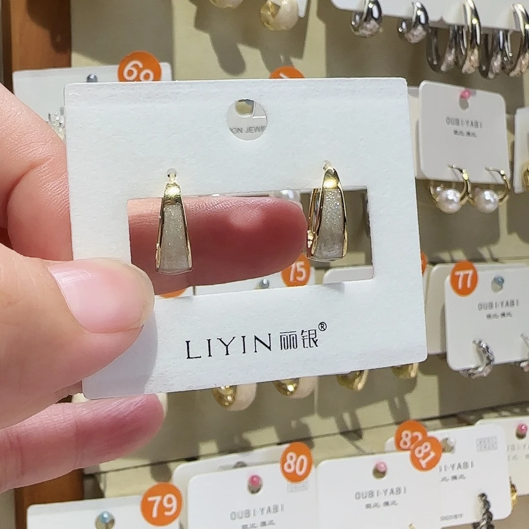 锆石纯铜合金耳扣