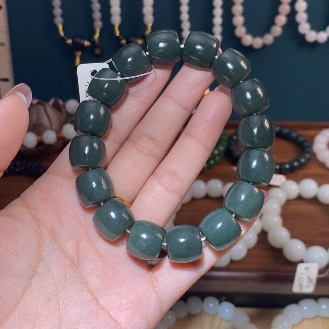 和田玉（青玉）手串未镶嵌卡14直切微瑕