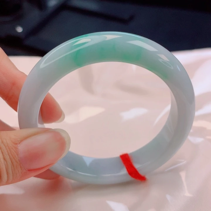 未镶嵌手镯翡翠52圈