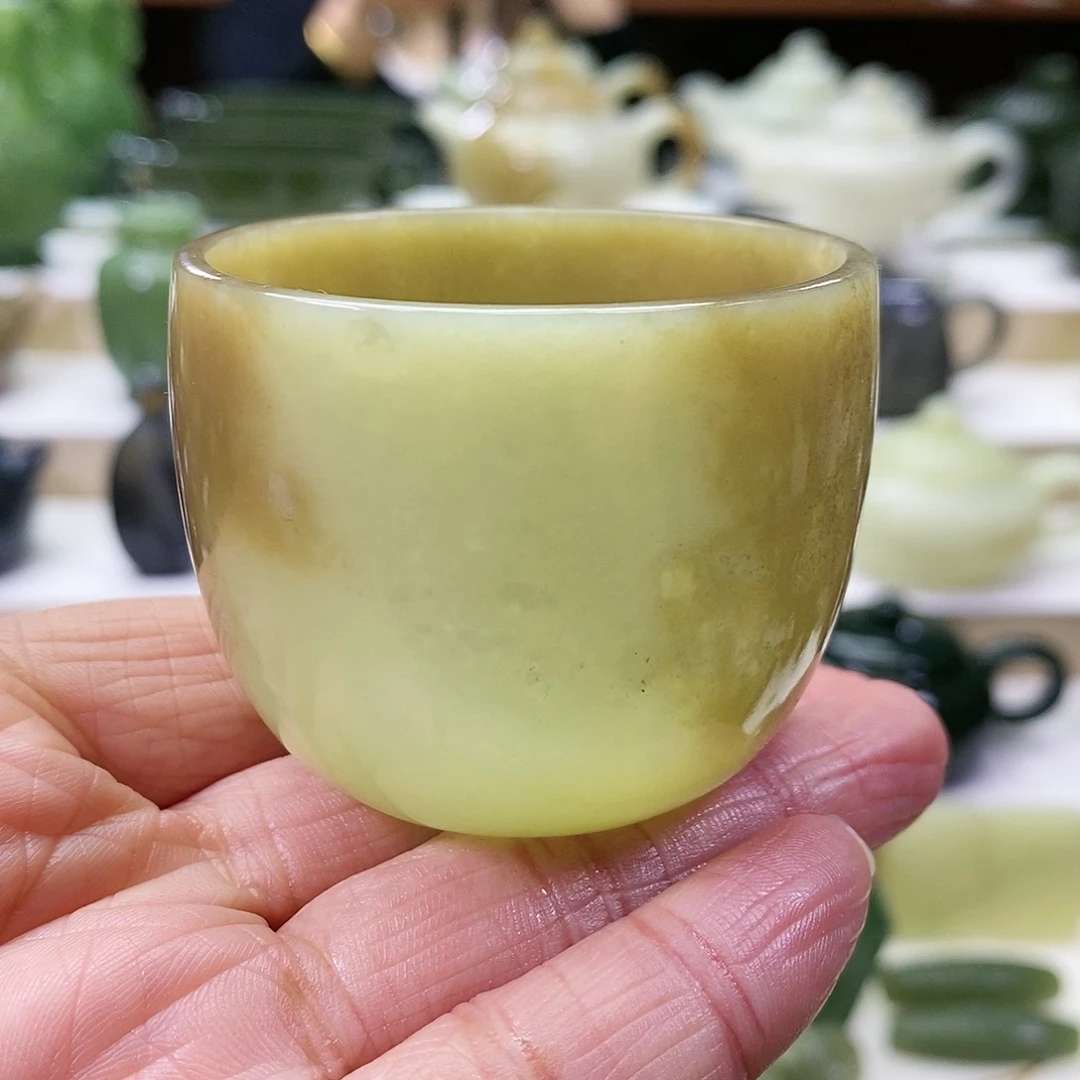 和田玉茶杯（微瑕）未镶嵌75ml