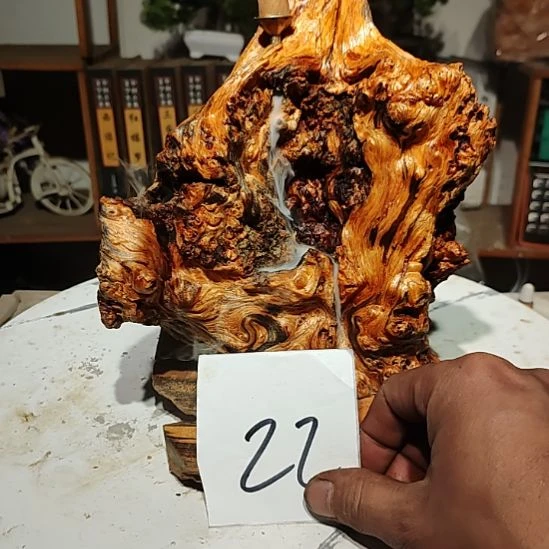 老***吴松木22北沉香琥珀木天然造型山水摆件