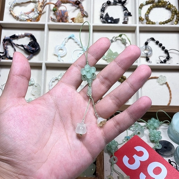 合金蛇纹石玉颈饰