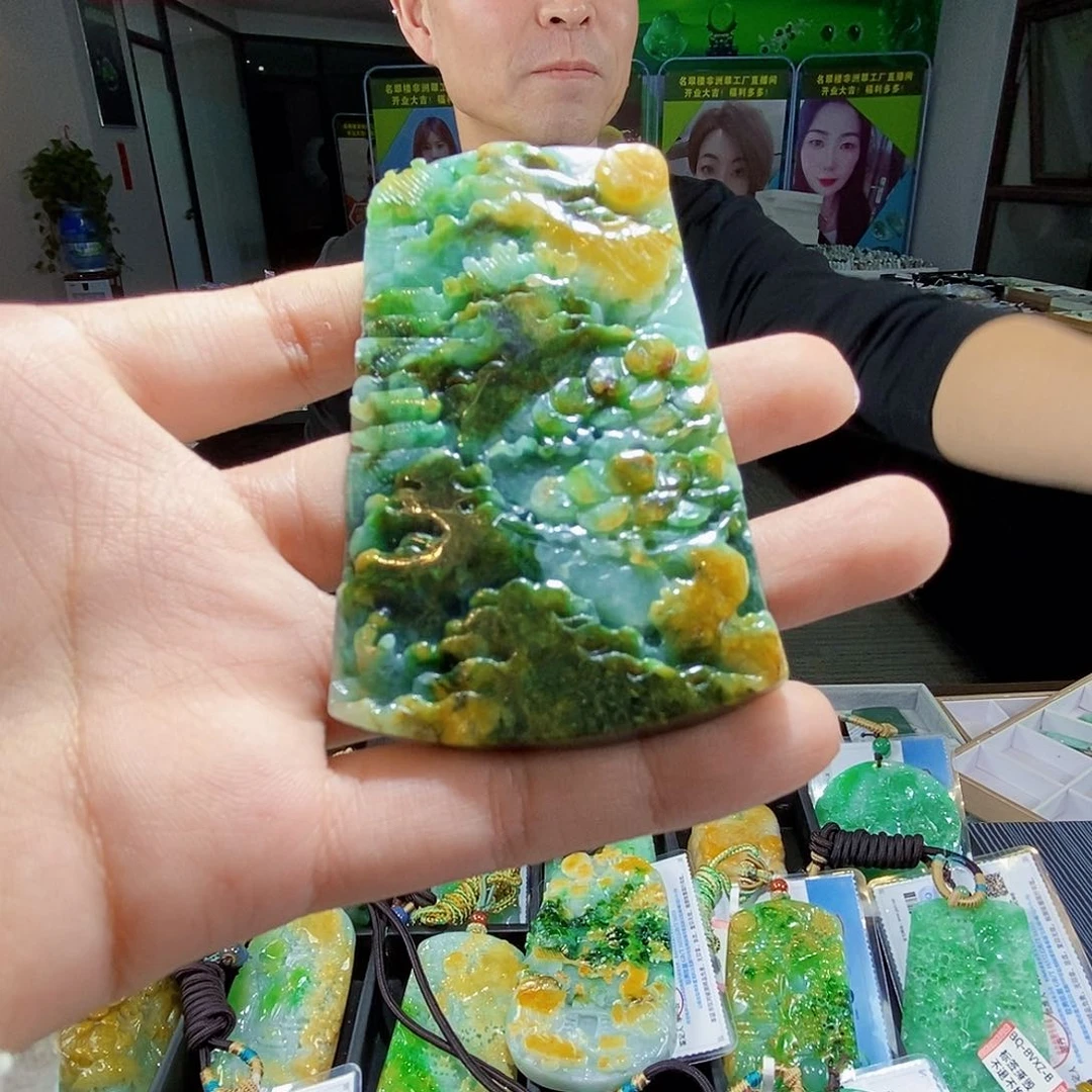 颈饰未镶嵌翡翠翡翠
