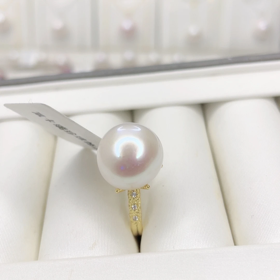 淡水珍珠吊坠(赠链)未镶嵌