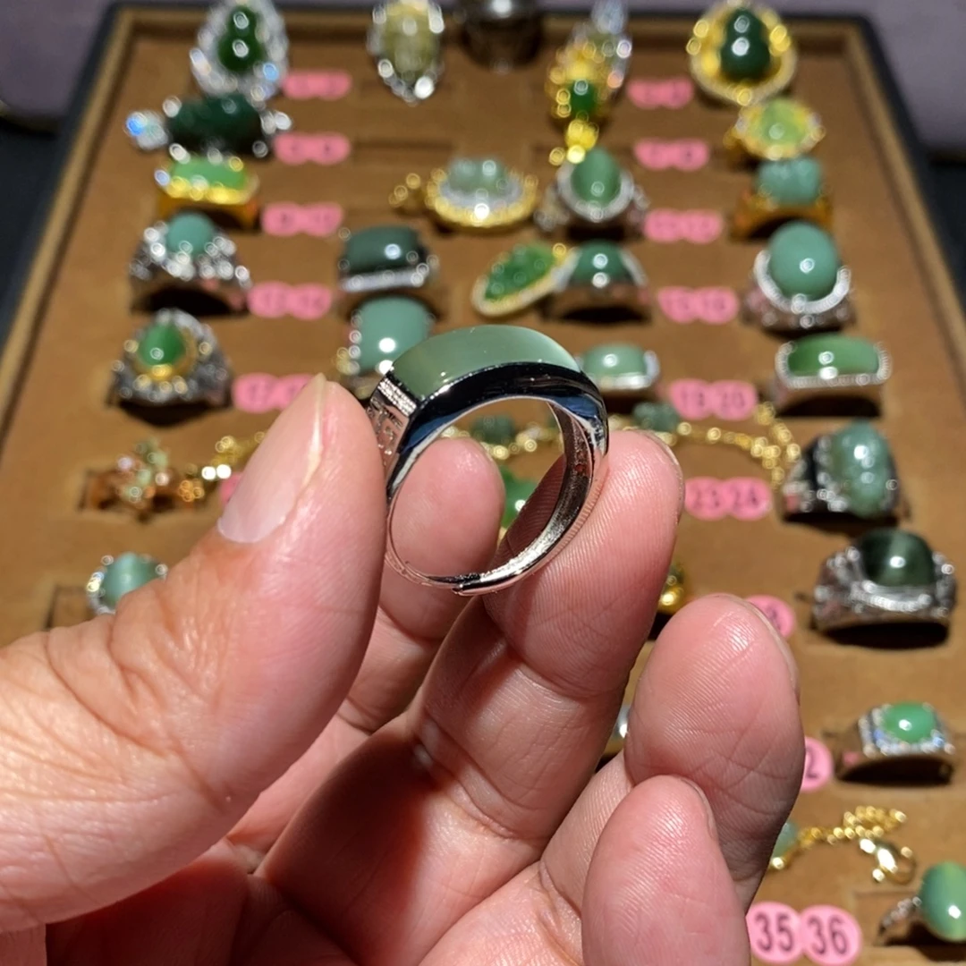 和田玉（碧玉）未镶嵌戒指